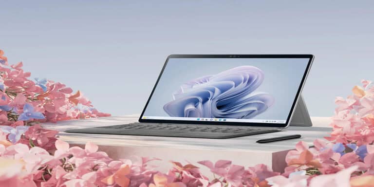 microsoft-presentato-nuovo-surface-pro-9-insieme-componenti-hardware