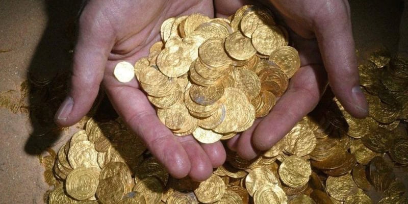 Monete rare: scoperte più di 40 monete d’oro dal valore inestimabile