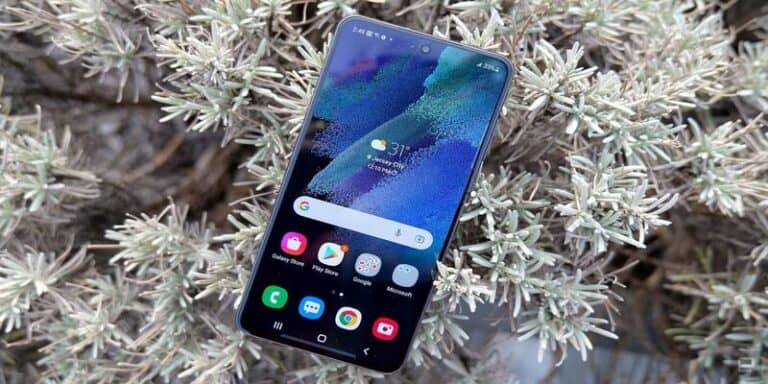 samsung-galaxy-s21-fe-arriva-aggiornamento-basato-android-13