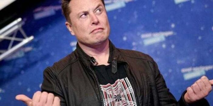 Spia Tesla Elon Musk