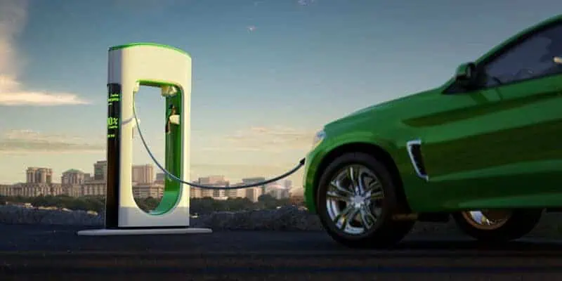 Dal 2035 stop produzione auto a benzina e diesel: bisogna prepararci all’addio finale
