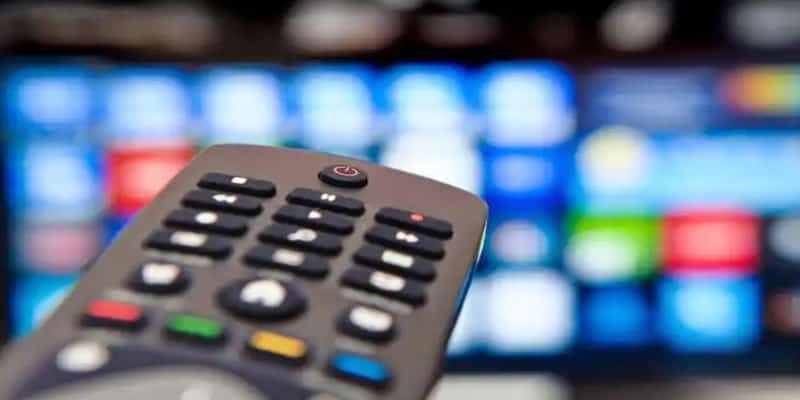 Netflix: le 3 Serie TV che non potete perdere, l'abbonamento costa 5 euro al mese
