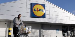 Lidl è pazza: offerte al 70% sulla merce e sulla tecnologia per il Black Friday