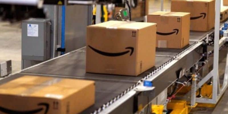 Amazon è pazza: distrugge Unieuro con offerte al 70% e oggetti quasi gratis