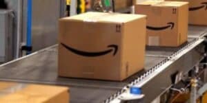 Amazon è pazza: regala quasi gratis i nuovi Apple iPhone 14 e iPhone 13