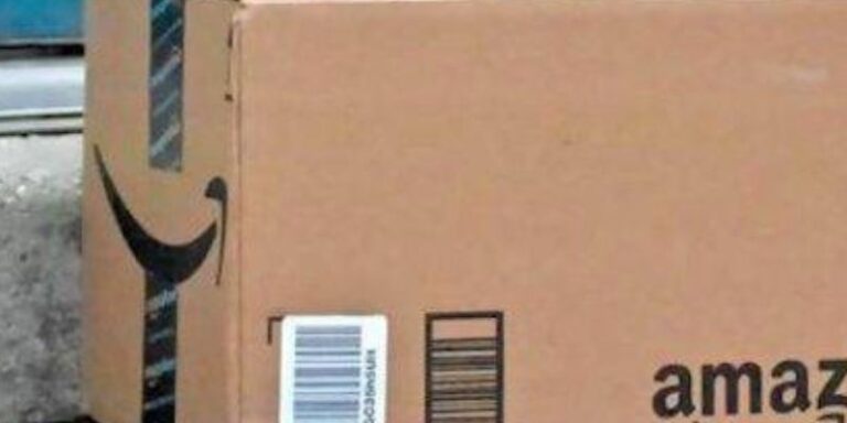 Amazon folle: 5 oggetti quasi gratis e prezzi al 90% solo oggi