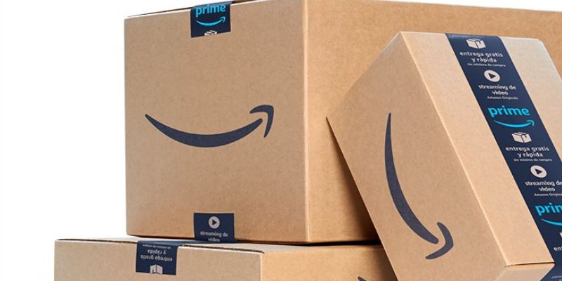 Amazon pazza: solo oggi distrugge Unieuro con offerte quasi gratis al 50%