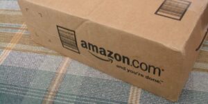 Amazon pazza: solo oggi offerte gratis e Prime regalato