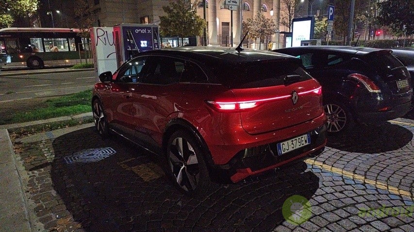 Renault Megane E-TECH (13)