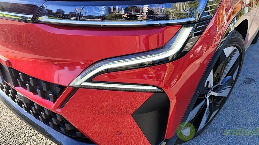 Renault Megane E-TECH (18)
