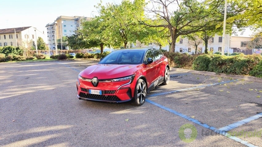 Renault Megane E-TECH (20)