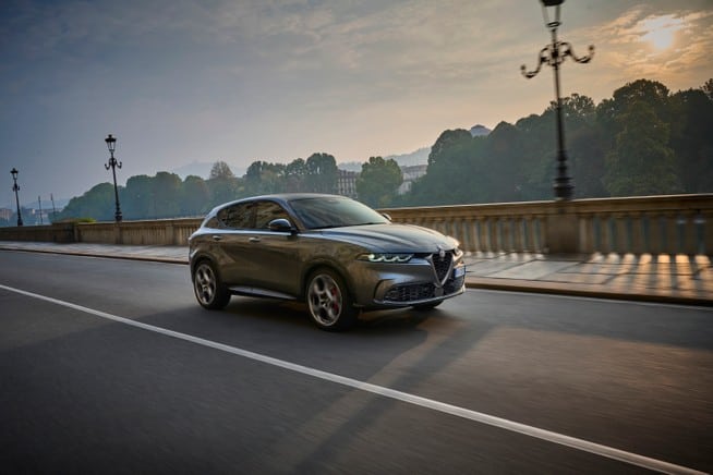 alfa romeo tonale plugin hrybrid q4 (1)