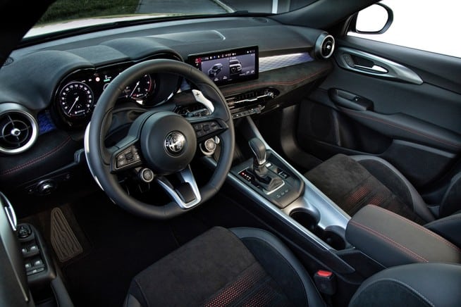alfa romeo tonale plugin hrybrid q4 (8)