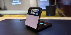 galaxy-s22-novembre-z-flip-4-aggiornamento-samsunggalaxy-s22-novembre-z-flip-4-aggiornamento-samsung