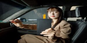 lg-display-pannello-vibrante-trasforma-auto-altoparlantilg-display-pannello-vibrante-trasforma-auto-altoparlantilg-display-pannello-vibrante-trasforma-auto-altoparlantilg-display-pannello-vibrante-trasforma-auto-altoparlanti