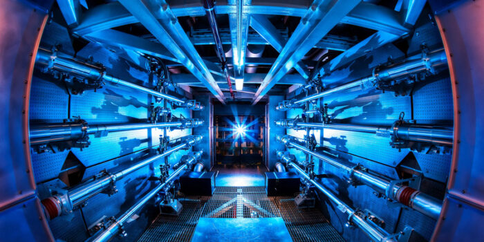 fusione-nucleare-gli-scienziati-non-si-aspettavano-questo-risultato.jpg
