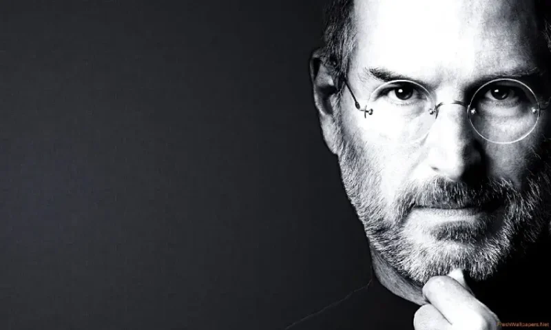 Steve Jobs oggi secondo l'intelligenza artificiale, ecco come sarebbe se fosse vivo