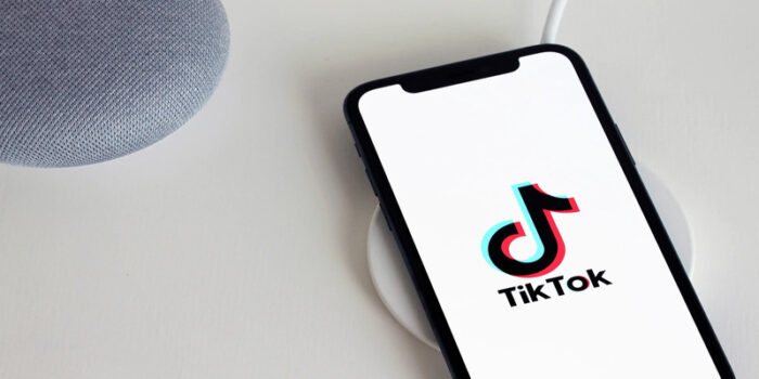 tiktok-ora-fornisce-una-spiegazione-che-rende-lalgoritmo-meno-misterioso
