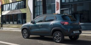 Dacia-Spring-allestimento-Extreme