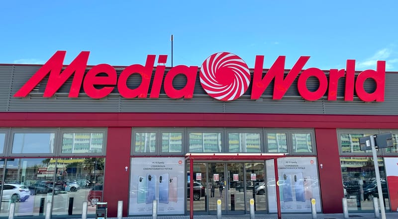 MediaWorld, il volantino del 2023 con smartphone e PC quasi gratis 