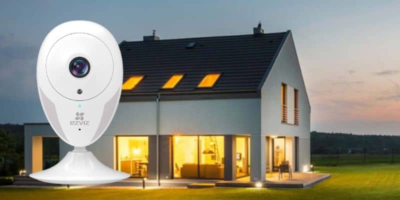 Telecamera da interni per proteggere la CASA dai ladri a soli 29 euro su Amazon