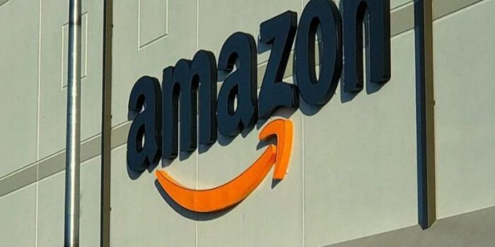 Amazon è folle, una chiavetta USB a meno di 5 euro