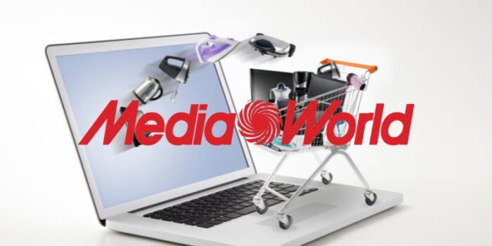 MediaWorld, volantino con smartphone al minimo storico