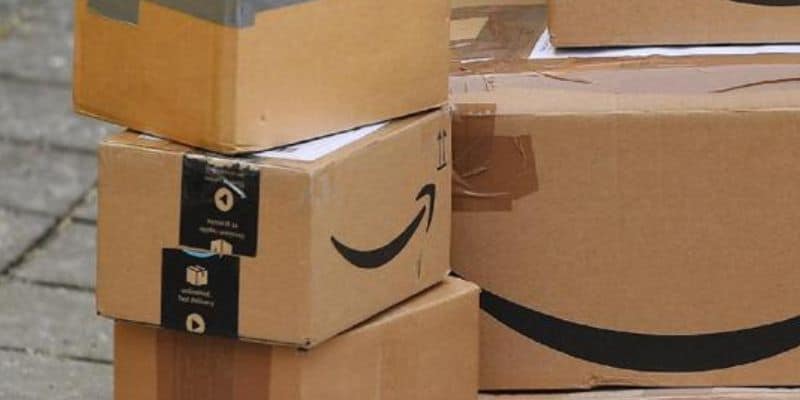 Amazon folle, offerte al 50% e prodotti gratis distruggono Unieuro