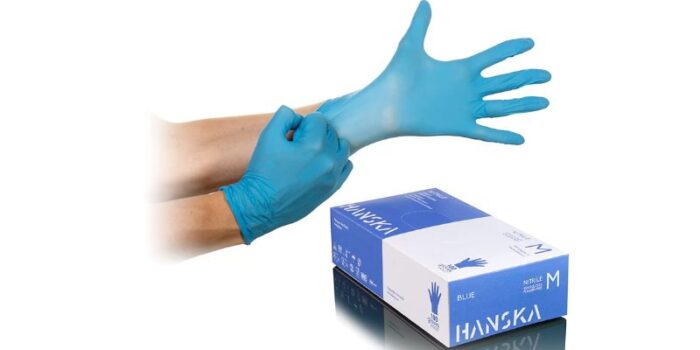Amazon incredibile, 100 guanti monouso in nitrile scontati dell'80%