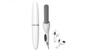 Kit pulizia AirPods e cuffie varie a soli 5 euro con sconto del 15% su Amazon