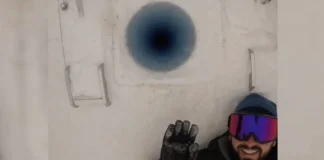 Telecamera cade in un buco di ghiaccio in Antartide, guarda il video