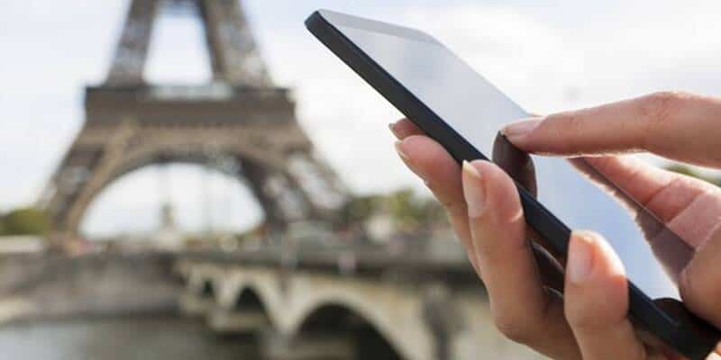 Cambiano le normative, dal 1 gennaio ecco i costi e le tariffe per chi vuole usare il roaming in UE