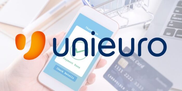Unieuro, volantino folle con prezzi scontati del 50%