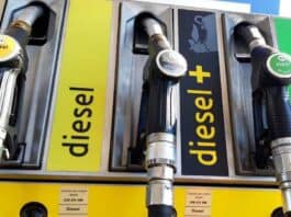Carburante e AUMENTI, prezzo diesel in discesa e novità nel DL carburanti