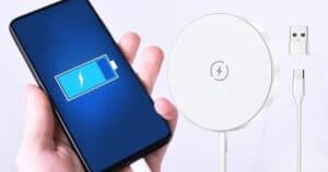 Carica Wireless il tuo smartphone, il CARICATORE veloce costa 16 euro