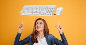 Sconto del 50% su mouse e tastiera LOGITECH in bundle, l'offerta di Amazon