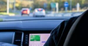 Android Auto wireless su TUTTE le AUTO, ecco il DONGLE che viene dal FUTURO