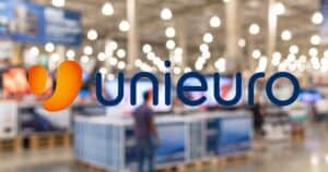 Unieuro, volantino assurdo con offerte al 50% e smartphone quasi gratis