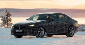 BMW i5 foto spia