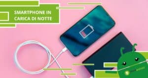 Smartphone in carica, non attaccatelo alla presa di notte o rovinerete la batteria