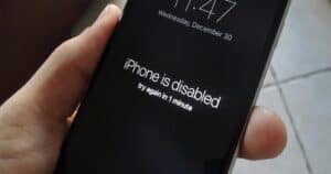 Ecco come rubano account e iPhone