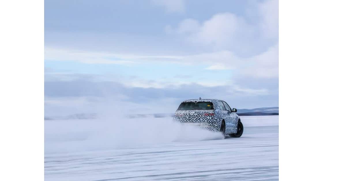 Hyundai IONIQ 5 N, drift da paura sulla neve per il prototipo elettrico