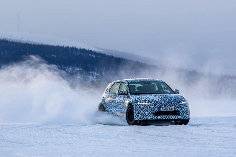 Hyundai, IONIQ 5 N, drift, neve, ghiaccio, derapata (4) Hyundai, IONIQ 5 N, drift, neve, ghiaccio, derapata (4)