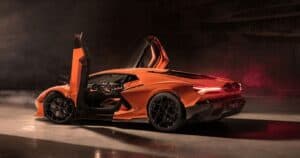 Lamborghini, Autmobili Lamborghini, Revuelto