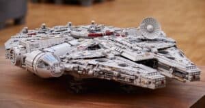 lego-coinvolge-il-pubblico-nella-ricerca-di-un-astronauta-scomparso