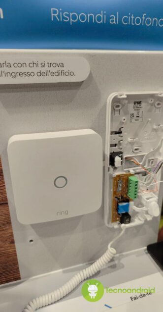 Ring di Amazon lancia il nuovo Intercom per rendere il citofono smart