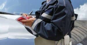 Multe in auto, le 5 più INCREDIBILI che potete beccare in strada