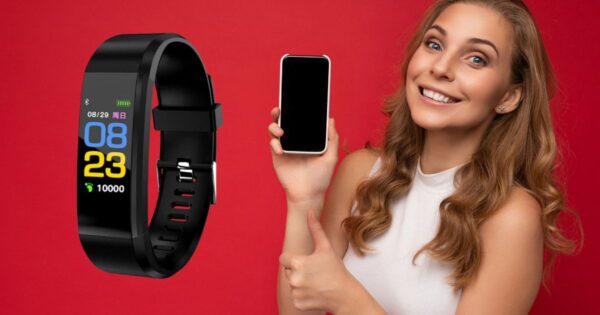 Smartband con misuratore di pressione a soli 9€, follia totale su Amazon
