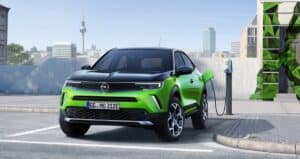 Come caricare la batteria di un'auto elettrica senza danneggiarla