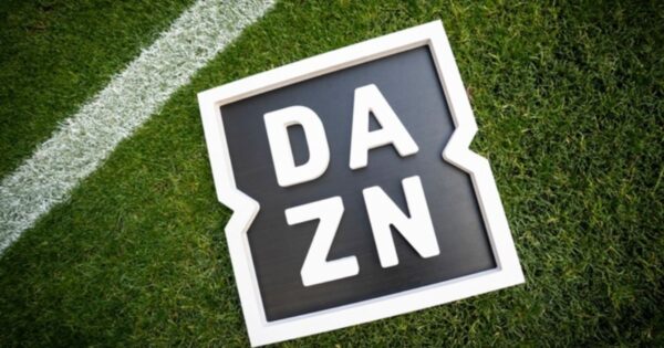 Dazn piano standard metà prezzo